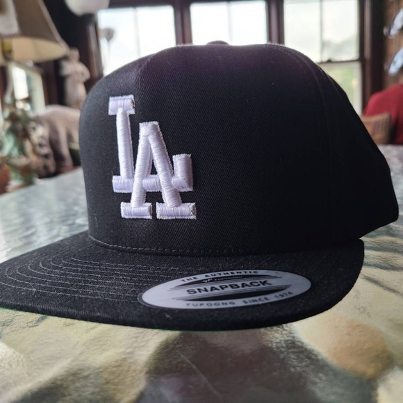 Other - Retro Vintage Style Los Angeles Dodgers Flat Bill Snapback Cap Hat Puff Baseball